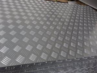 Fluorocarbon spray aluminum pattern aluminum plate pattern thickness is generally how much?